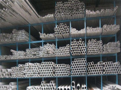 鋼廠直供無縫方管鍍鋅方管規(guī)格齊全