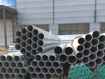 廠家直銷Q235小口徑鍍鋅無縫鋼管機械設(shè)備制造加工鍍鋅管