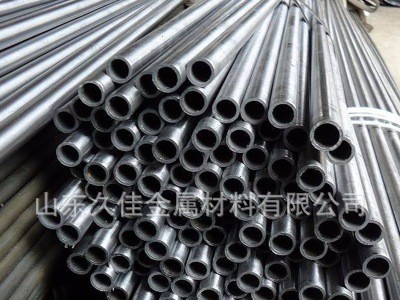 聊城無縫管現(xiàn)貨供應(yīng)銷售45號(hào)鋼管 45#精密無縫鋼管機(jī)械制造厚壁管