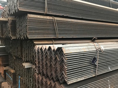 不銹鋼角鋼 不銹鋼扁鋼 不銹鋼槽鋼 規(guī)格多樣
