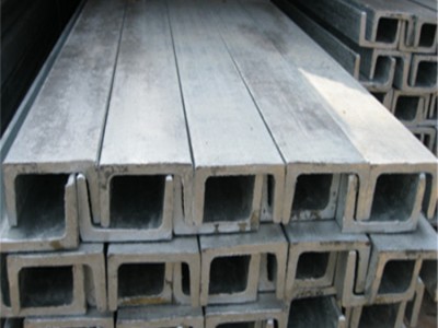 廠家直銷各種規(guī)格型鋼 c型鋼 冷彎C型鋼 冷彎檁條 z型鋼量大優(yōu)惠