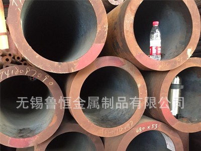 廠家直銷(xiāo)無(wú)縫鋼管，現(xiàn)貨供應(yīng)，各種規(guī)格，歡迎洽談，質(zhì)量保證