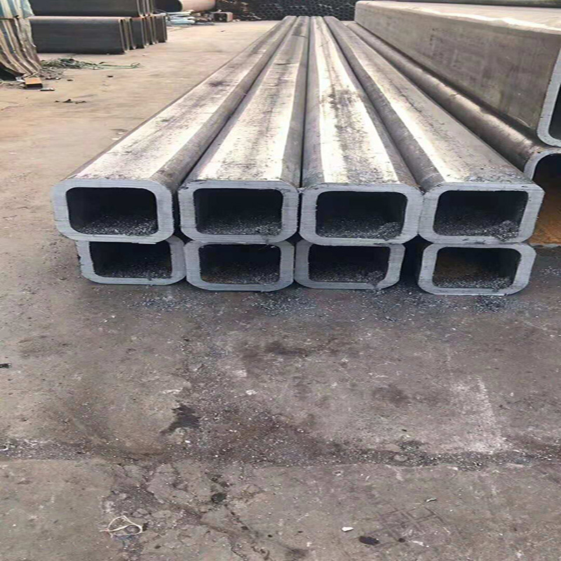 5 (4)