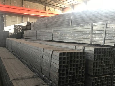 廠家供應鍍鋅鋼管 方矩形管 鍍鋅矩形管 建材鋼材熱鍍鋅方管批發(fā)