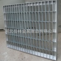 廠家定做網(wǎng)眼鋼鐵板熱浸鍍鋅方格板噴漆插接齒形網(wǎng)格板溝蓋板