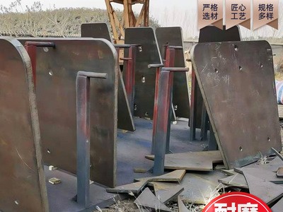 現(xiàn)貨供應(yīng) NM500耐磨鋼板冷軋開平板破碎機(jī)制造用耐磨板切割