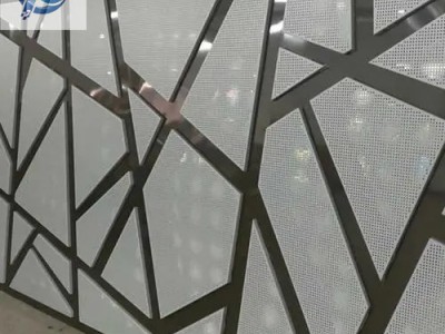 蜂窩鋁板制作 廠家制作沖孔鋁單板 商超裝飾用鋁天花板