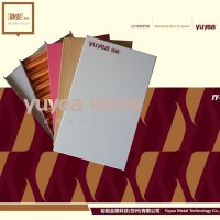 廠家直供機(jī)房彩鋼板覆膜金屬?gòu)?fù)合板醫(yī)院銀行護(hù)墻鋼質(zhì)鋼制墻板材料