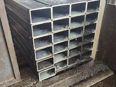 現(xiàn)貨批發(fā)大口徑無縫矩管 Q345b合金方通 60*60方管加工焊接折彎