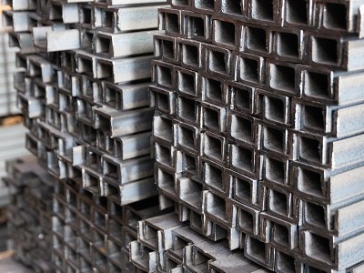 鍍鋅槽鋼Q235工業(yè)熱軋建筑結(jié)構(gòu)鍍鋅槽鋼閣樓幕墻支架結(jié)構(gòu)廠家直供