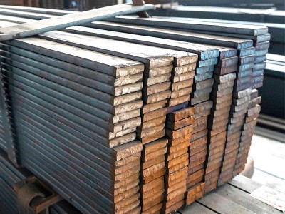 現(xiàn)貨供應 扁鋼 Q235B扁鋼扁鐵 熱軋扁鋼 加工定 做規(guī)格全量大從優(yōu)